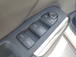 Chevrolet Traverse FWD LT 4dr 2026