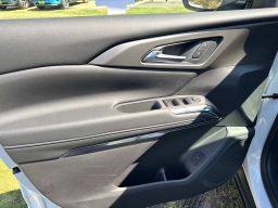 Chevrolet Traverse FWD LT 4dr 2026