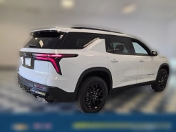 Chevrolet Traverse FWD LT 4dr 2026