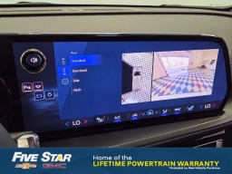 Chevrolet Traverse FWD LT 4dr 2026