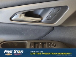 Chevrolet Traverse FWD LT 4dr 2026