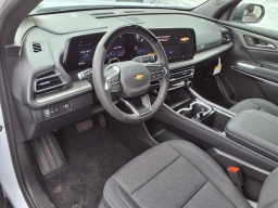 Chevrolet Traverse FWD LT 4dr 2026