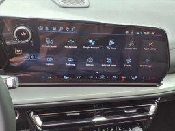 Chevrolet Traverse FWD LT 4dr 2026