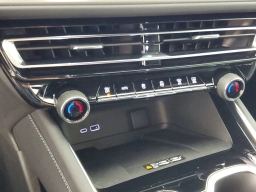 Chevrolet Traverse FWD LT 4dr 2026