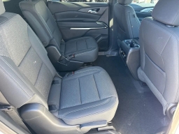 Chevrolet Traverse FWD LT 4dr 2026