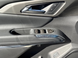 Chevrolet Traverse FWD LT 4dr 2026