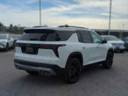 Chevrolet Traverse FWD LT 4dr 2026