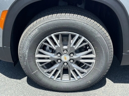 Chevrolet Traverse FWD LT 4dr 2026
