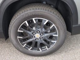 Chevrolet Traverse FWD LT 4dr 2026