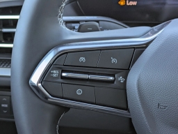 Chevrolet Traverse FWD LT 4dr 2026