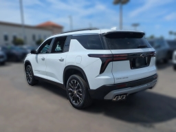 Chevrolet Traverse FWD LT 4dr 2026