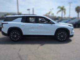 Chevrolet Traverse FWD LT 4dr 2026