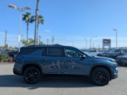 Chevrolet Traverse FWD LT 4dr 2026