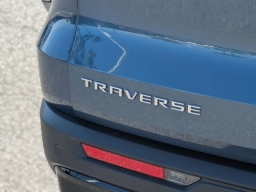 Chevrolet Traverse FWD LT 4dr 2026