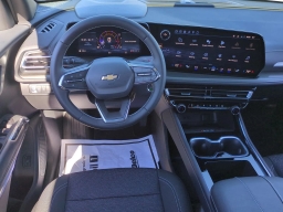 Chevrolet Traverse FWD LT 4dr 2026