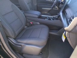 Chevrolet Traverse FWD LT 4dr 2026