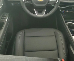 Chevrolet Traverse FWD LT 4dr 2026