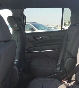 Chevrolet Traverse FWD LT 4dr 2026