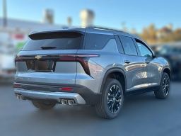 Chevrolet Traverse FWD LT 4dr 2026