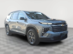 Chevrolet Traverse FWD LT 4dr 2026