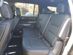 Chevrolet Traverse FWD LT 4dr 2026