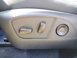 Chevrolet Traverse FWD LT 4dr 2026