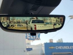 Chevrolet Traverse FWD LT 4dr 2026