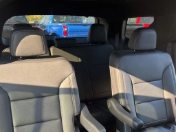 Chevrolet Traverse AWD LT 4dr 2026