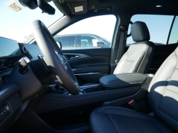 Chevrolet Traverse AWD LT 4dr 2026