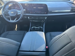 Chevrolet Traverse AWD LT 4dr 2026