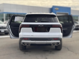 Chevrolet Traverse AWD LT 4dr 2026