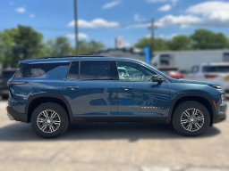 Chevrolet Traverse AWD LT 4dr 2026