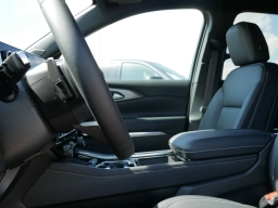Chevrolet Traverse AWD LT 4dr 2026