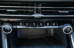 Chevrolet Traverse AWD LT 4dr 2026