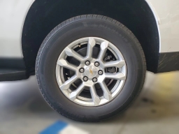 Chevrolet Suburban LS 2WD 4dr 2026