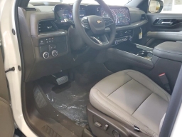 Chevrolet Suburban LS 2WD 4dr 2026