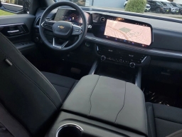 Chevrolet Suburban LS 2WD 4dr 2026