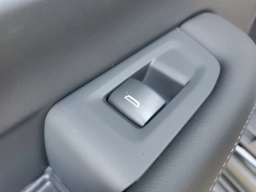 Chevrolet Suburban LS 2WD 4dr 2026