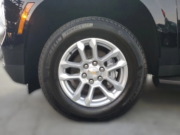 Chevrolet Suburban LT 2WD 4dr 2026