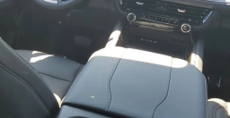 Chevrolet Suburban LT 2WD 4dr 2026