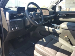 Chevrolet Suburban LT 2WD 4dr 2026