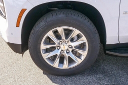 Chevrolet Suburban Premier 2WD 4dr 2026