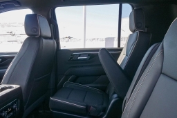 Chevrolet Suburban Premier 2WD 4dr 2026