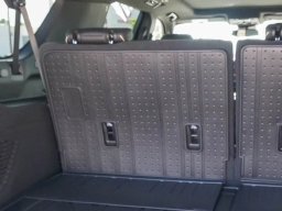 Chevrolet Suburban Premier 2WD 4dr 2026