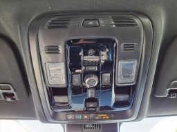 Chevrolet Suburban Premier 2WD 4dr 2026