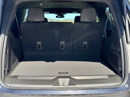 Chevrolet Suburban 2WD 4dr Premier 2026