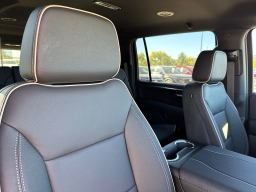 Chevrolet Suburban 2WD 4dr Premier 2026