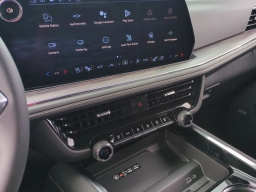 Chevrolet Suburban Premier 2WD 4dr 2026