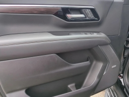 Chevrolet Suburban Premier 2WD 4dr 2026