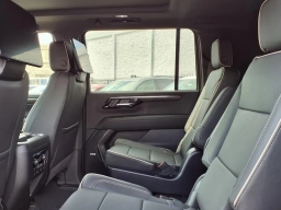 Chevrolet Suburban Premier 2WD 4dr 2026